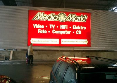 Media Markt Lichtwerbung